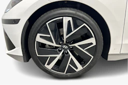 valkoinen Hyundai IONIQ 6 2023 kuva 9.