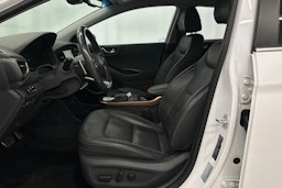 valkoinen Hyundai IONIQ electric 2018 kuva 19.