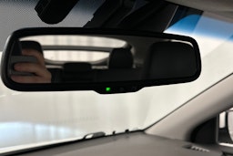 valkoinen Hyundai IONIQ electric 2018 kuva 30.