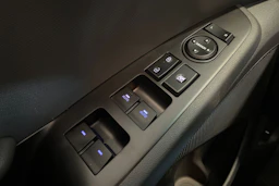 harmaa Hyundai IONIQ electric 2019 kuva 28.