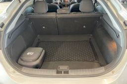 harmaa Hyundai IONIQ electric 2019 kuva 29.