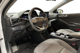 valkoinen Hyundai IONIQ electric 2020 kuva 3.