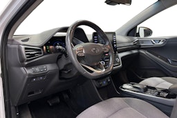 valkoinen Hyundai IONIQ electric 2020 kuva 7.