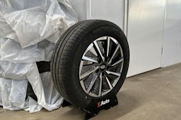 valkoinen Hyundai IONIQ electric 2020 kuva 13.