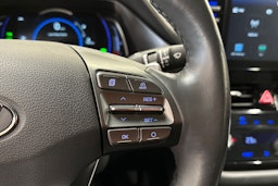 valkoinen Hyundai IONIQ electric 2020 kuva 25.