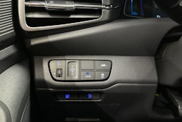 valkoinen Hyundai IONIQ electric 2020 kuva 26.