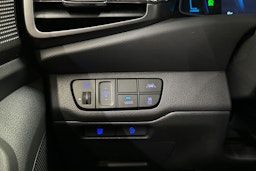 valkoinen Hyundai IONIQ electric 2020 kuva 26.