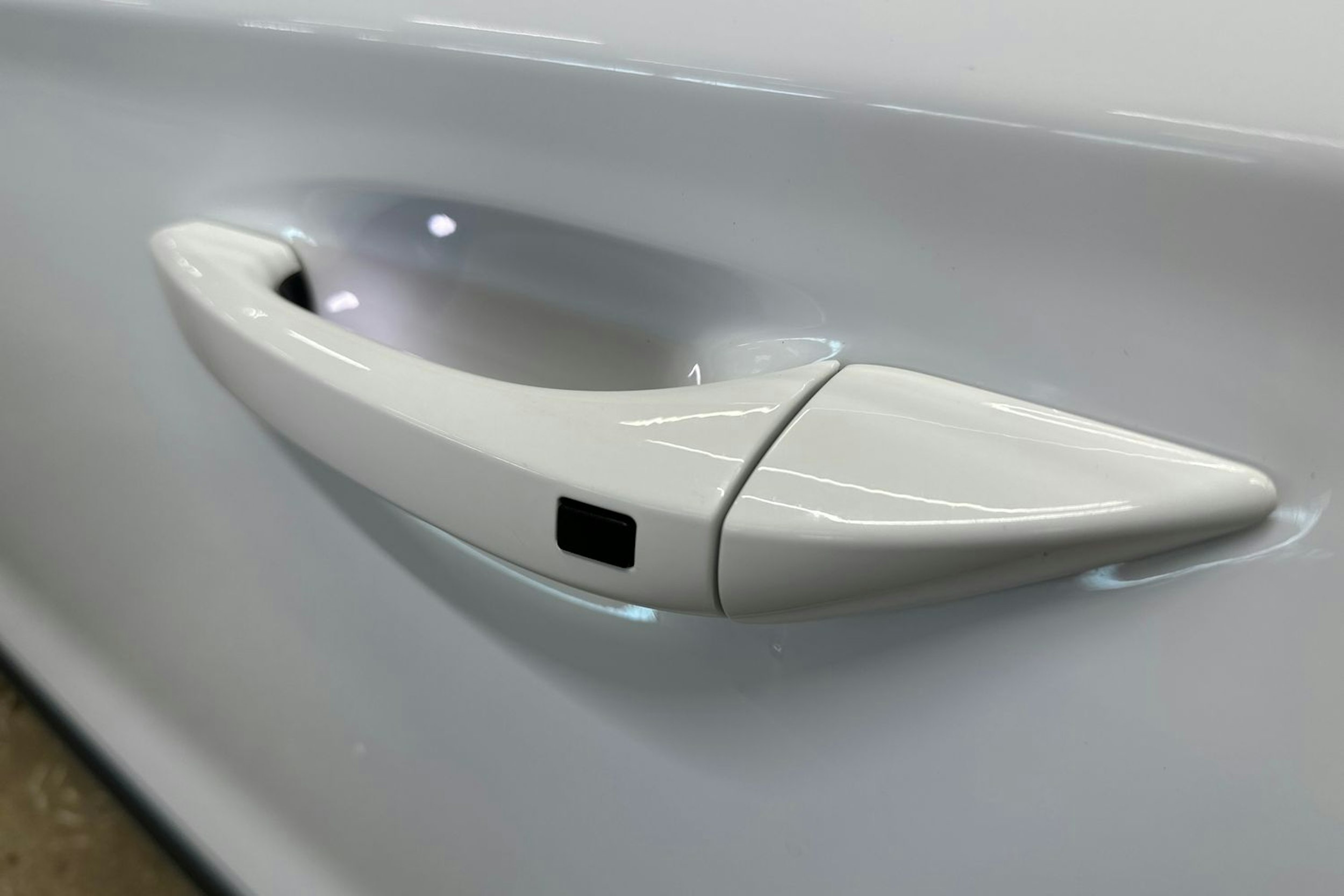 valkoinen Hyundai IONIQ electric 2020 kuva 29.