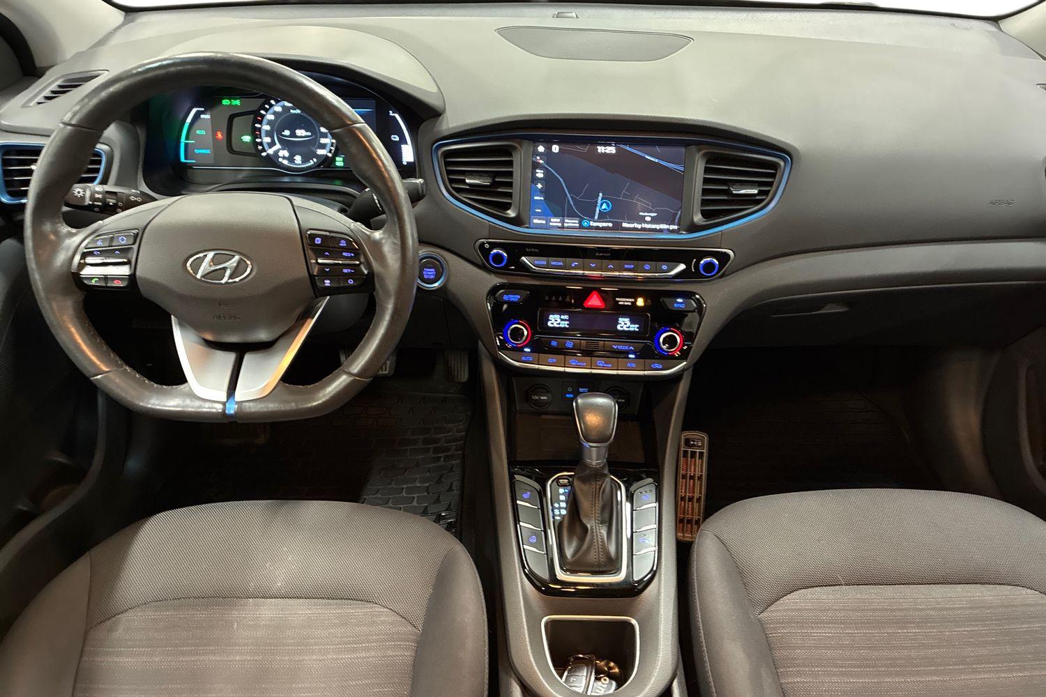 Hyundai Ioniq Hybrid DCT Style 2017, photo 7/31