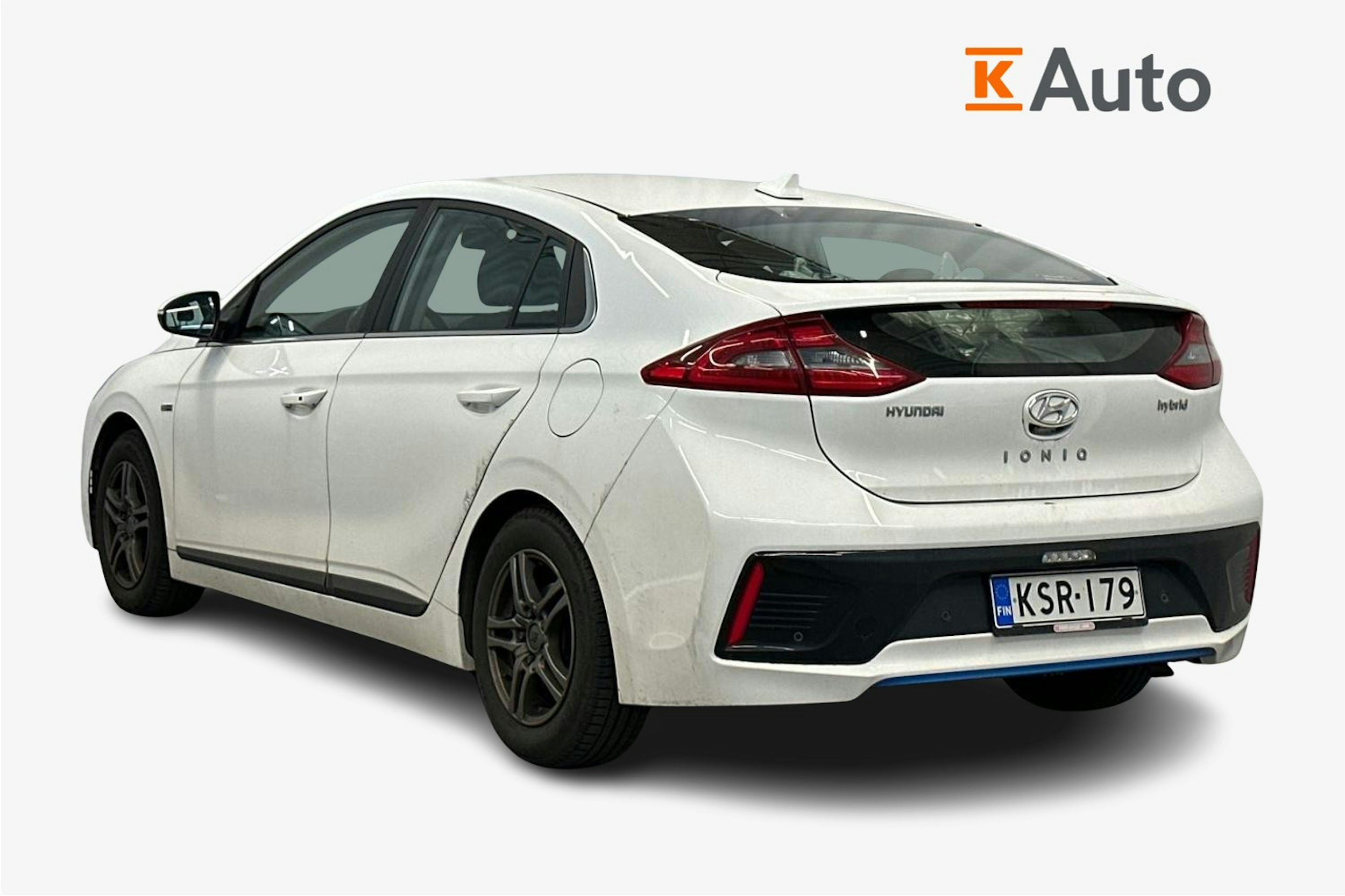valkoinen Hyundai IONIQ hybrid 2017 kuva 2.