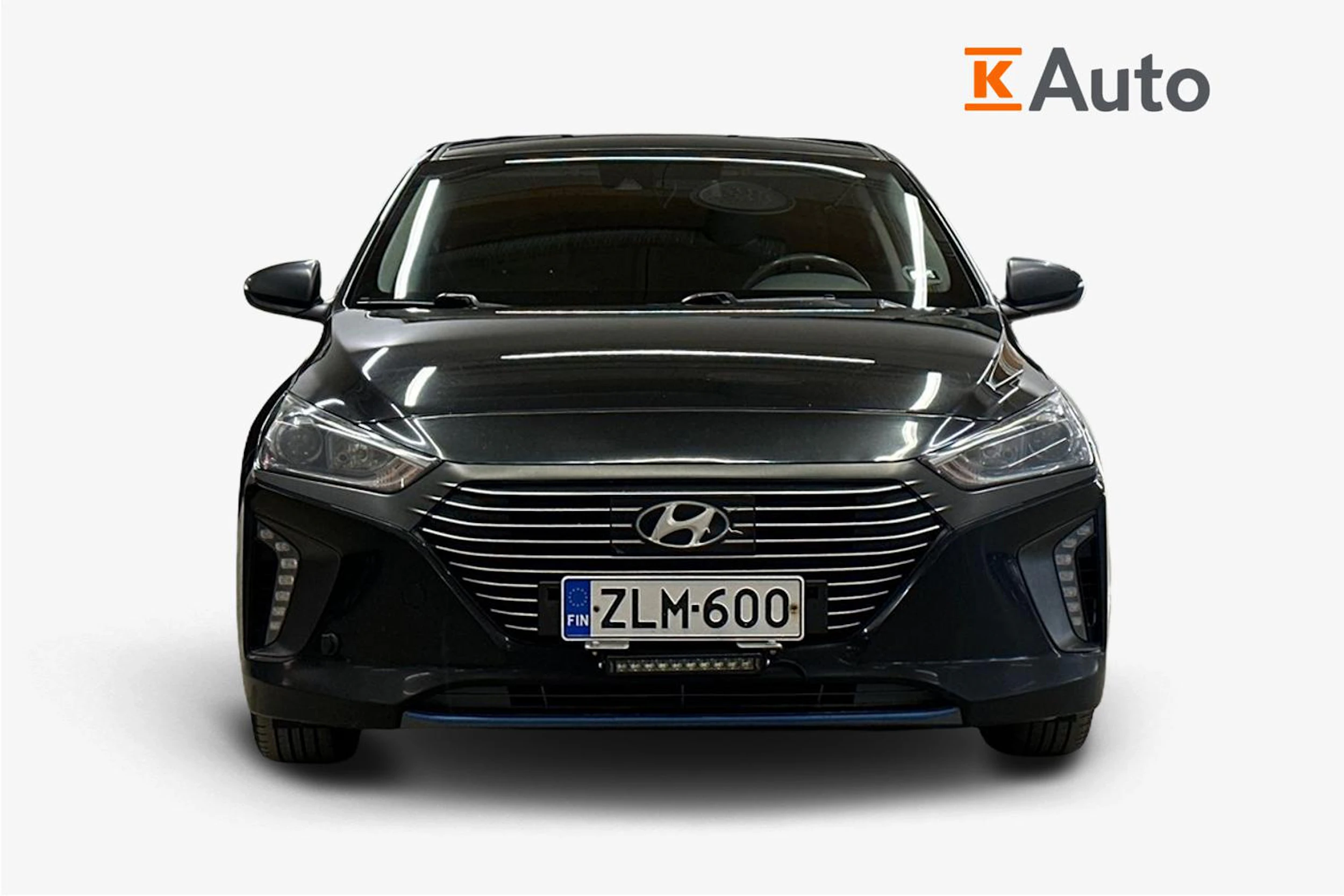 musta Hyundai IONIQ hybrid 2017 kuva 4.