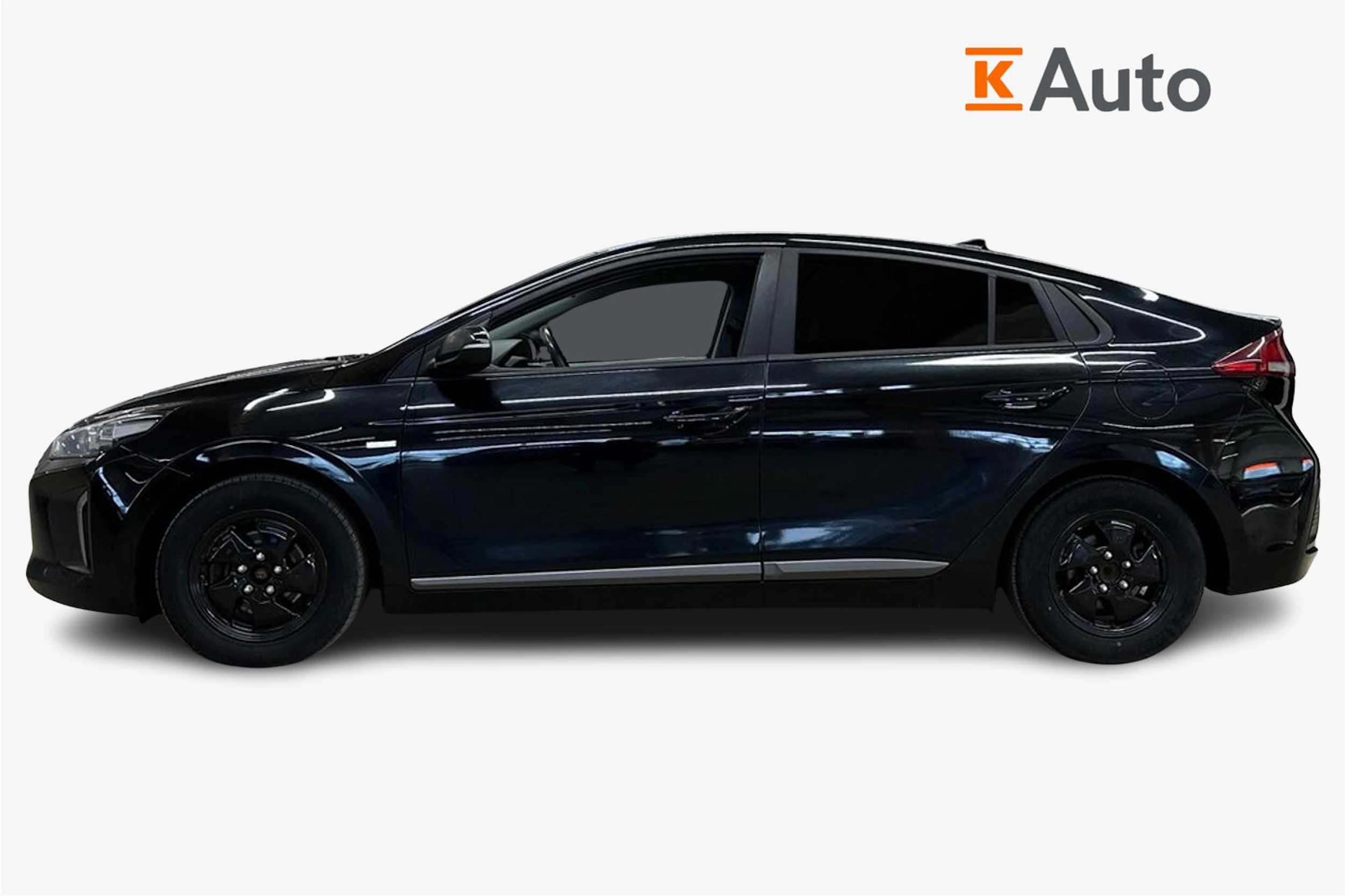 musta Hyundai IONIQ hybrid 2017 kuva 5.