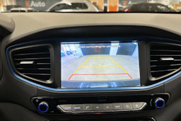 musta Hyundai IONIQ hybrid 2017 kuva 13.