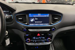 musta Hyundai IONIQ hybrid 2017 kuva 16.