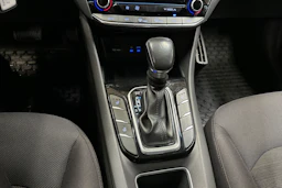 musta Hyundai IONIQ hybrid 2017 kuva 17.
