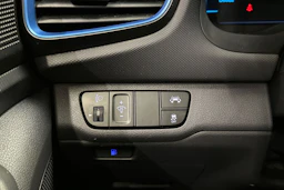 musta Hyundai IONIQ hybrid 2017 kuva 22.