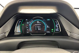 valkoinen Hyundai IONIQ hybrid 2021 kuva 11.