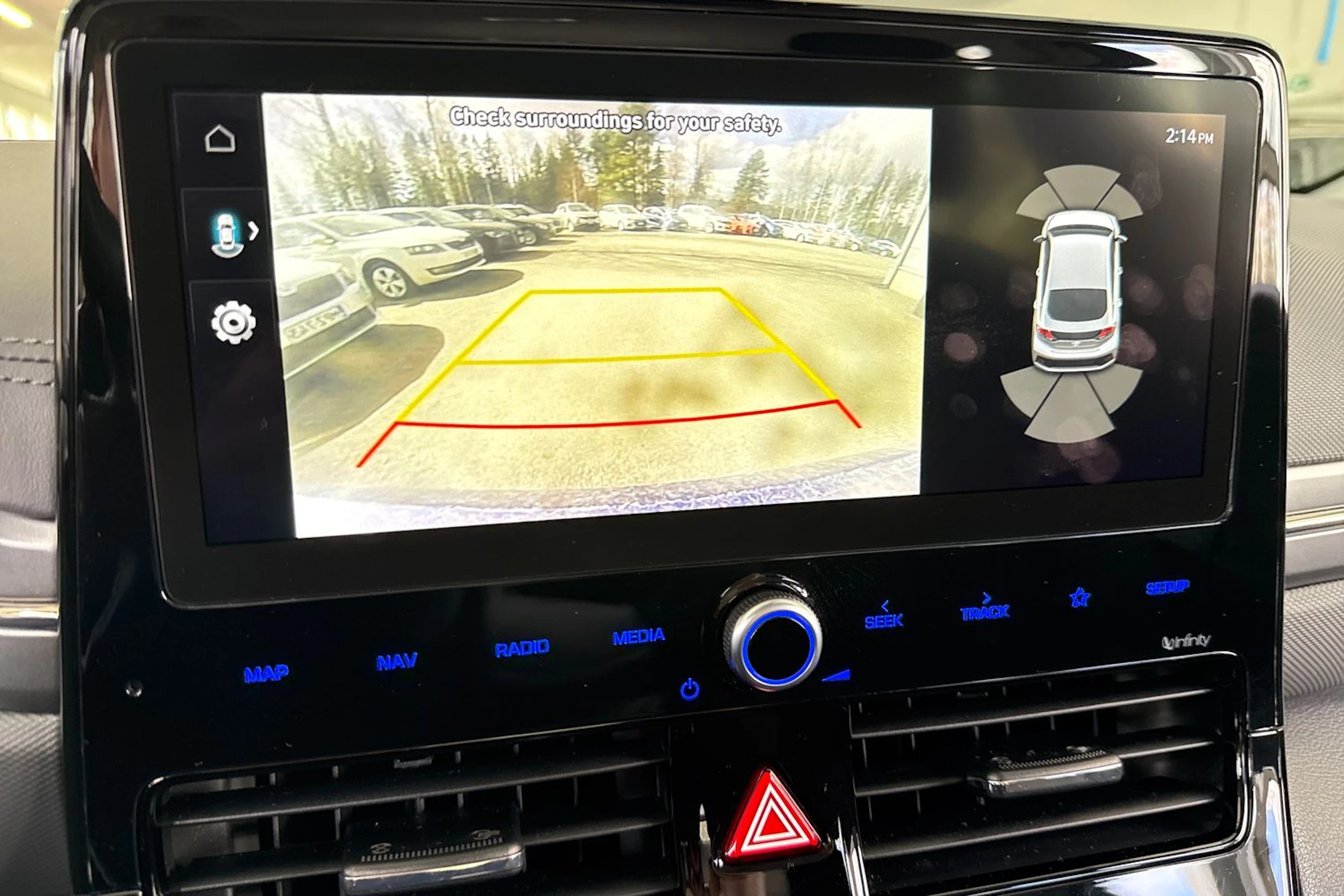 sininen Hyundai IONIQ hybrid 2021 kuva 7.