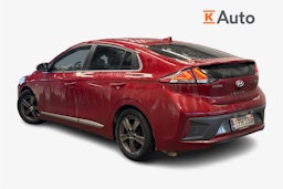 punainen Hyundai IONIQ hybrid 2021 kuva 2.