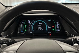 punainen Hyundai IONIQ hybrid 2021 kuva 16.