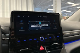 punainen Hyundai IONIQ hybrid 2021 kuva 17.