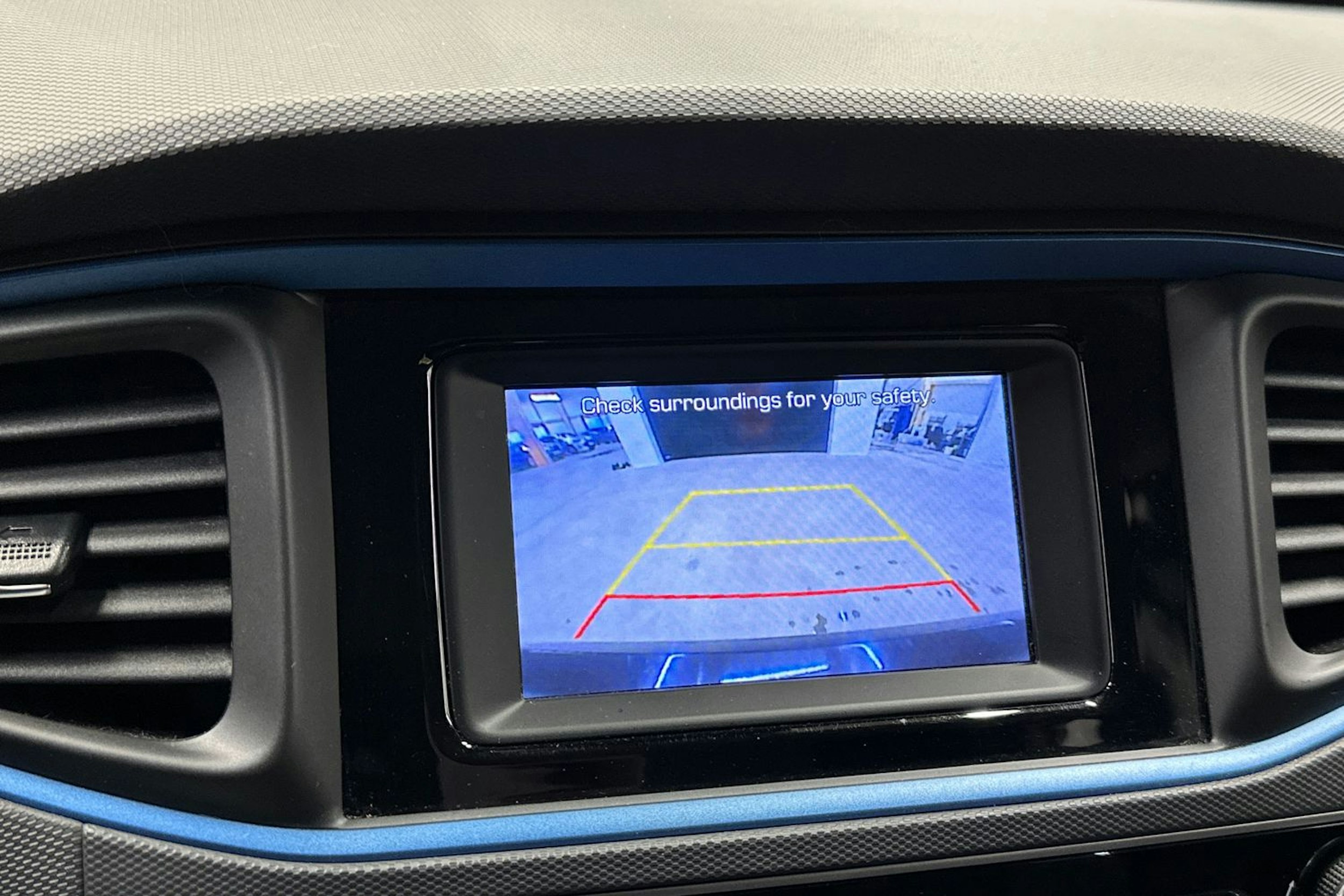 met. ruskea (beige) Hyundai IONIQ plug-in 2018 kuva 14.