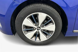sininen Hyundai IONIQ plug-in 2019 kuva 9.