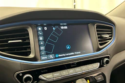 sininen Hyundai IONIQ plug-in 2019 kuva 19.