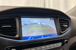 sininen Hyundai IONIQ plug-in 2019 kuva 21.