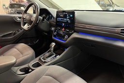 harmaa Hyundai IONIQ plug-in 2020 kuva 22.