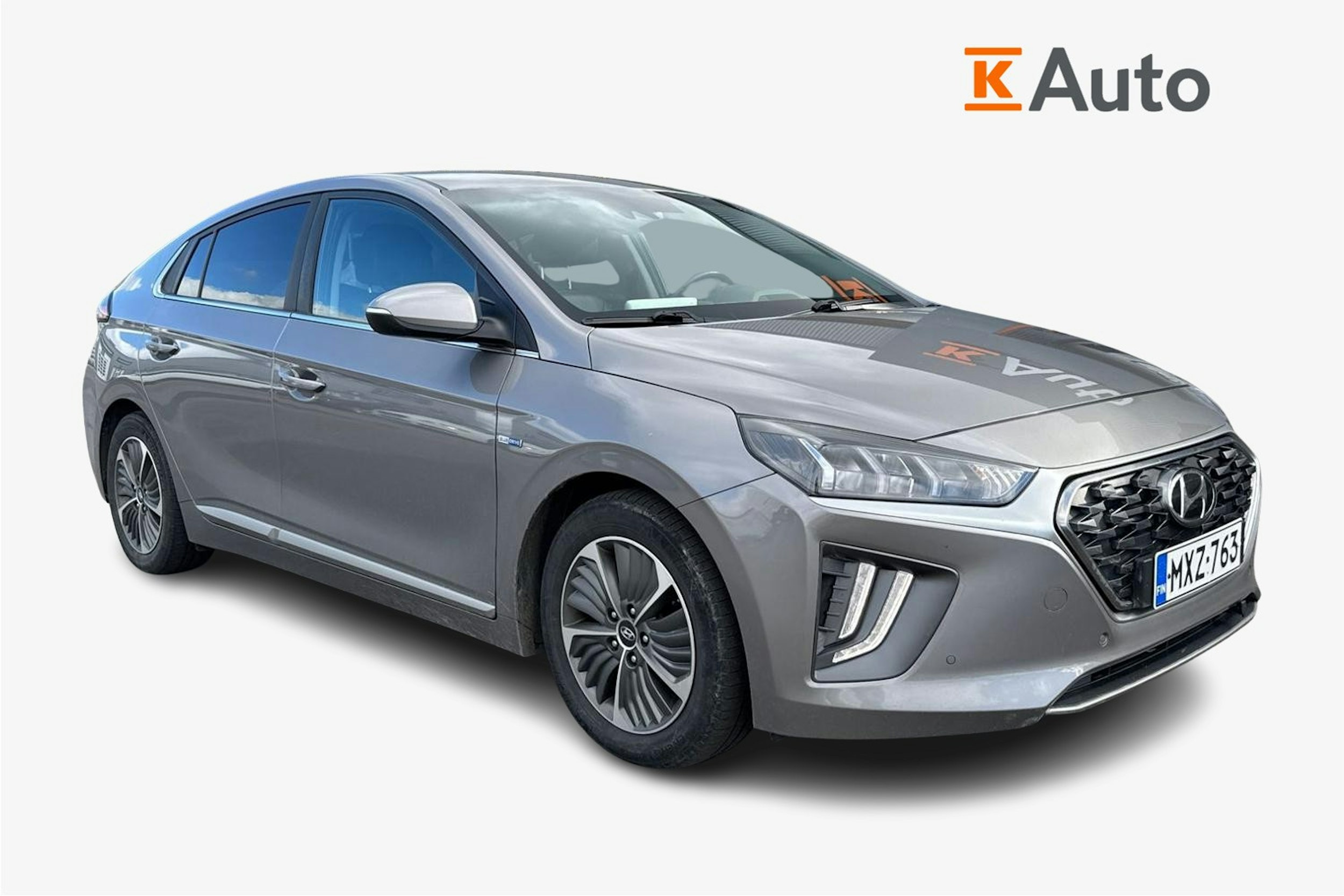 harmaa Hyundai IONIQ plug-in 2020 kuva 1.