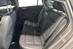 harmaa Hyundai IONIQ plug-in 2020 kuva 8.