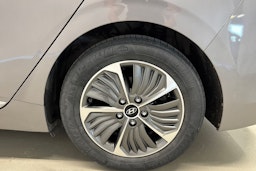 harmaa Hyundai IONIQ plug-in 2020 kuva 9.