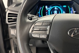 harmaa Hyundai IONIQ plug-in 2020 kuva 13.