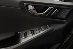 harmaa Hyundai IONIQ plug-in 2020 kuva 21.