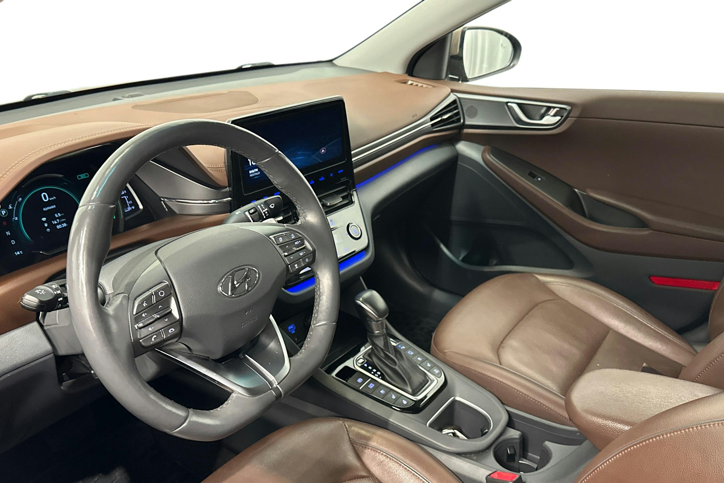 ruskea (beige) Hyundai IONIQ plug-in 2020 kuva 7.