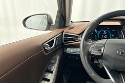 ruskea (beige) Hyundai IONIQ plug-in 2020 kuva 19.