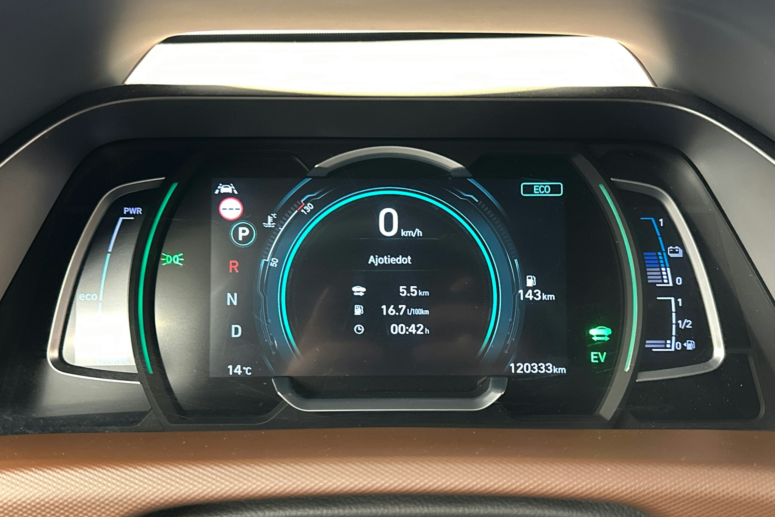 ruskea (beige) Hyundai IONIQ plug-in 2020 kuva 22.