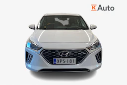 Valkoinen Hyundai IONIQ plug-in 2020 kuva 4.