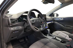 harmaa Hyundai IONIQ plug-in 2021 kuva 6.