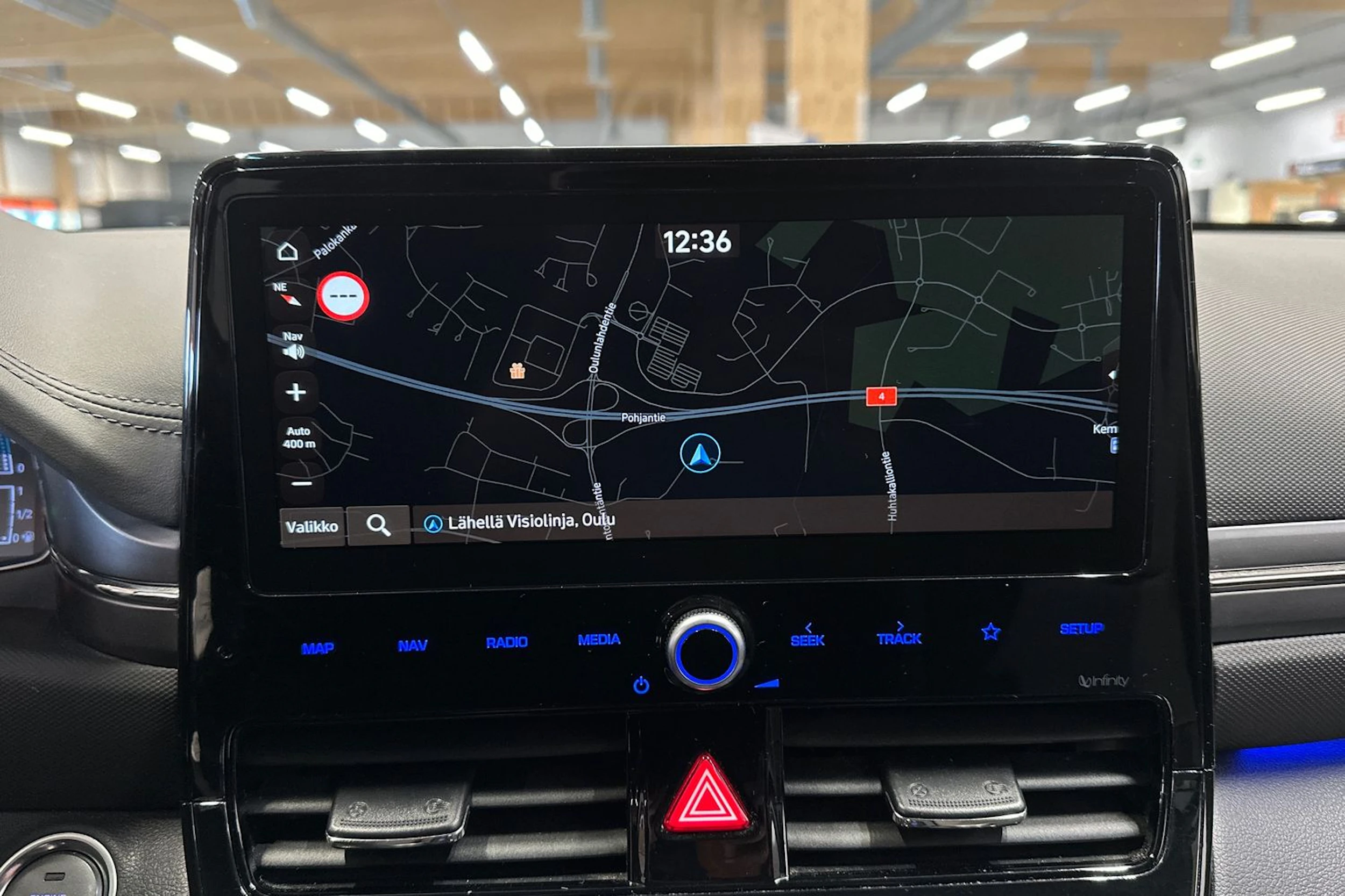 harmaa Hyundai IONIQ plug-in 2021 kuva 15.