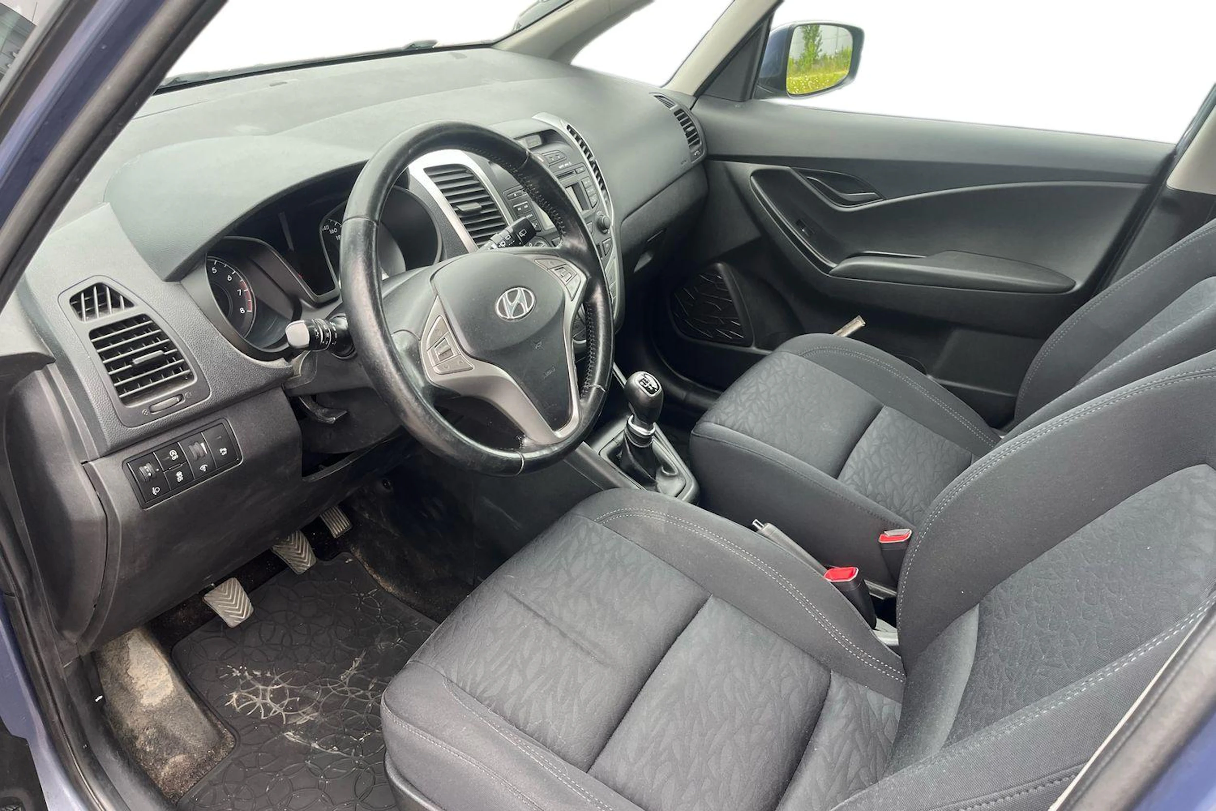 Sininen Hyundai ix20 2012 kuva 3.