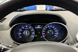 Valkoinen Hyundai ix35 2013 kuva 20.