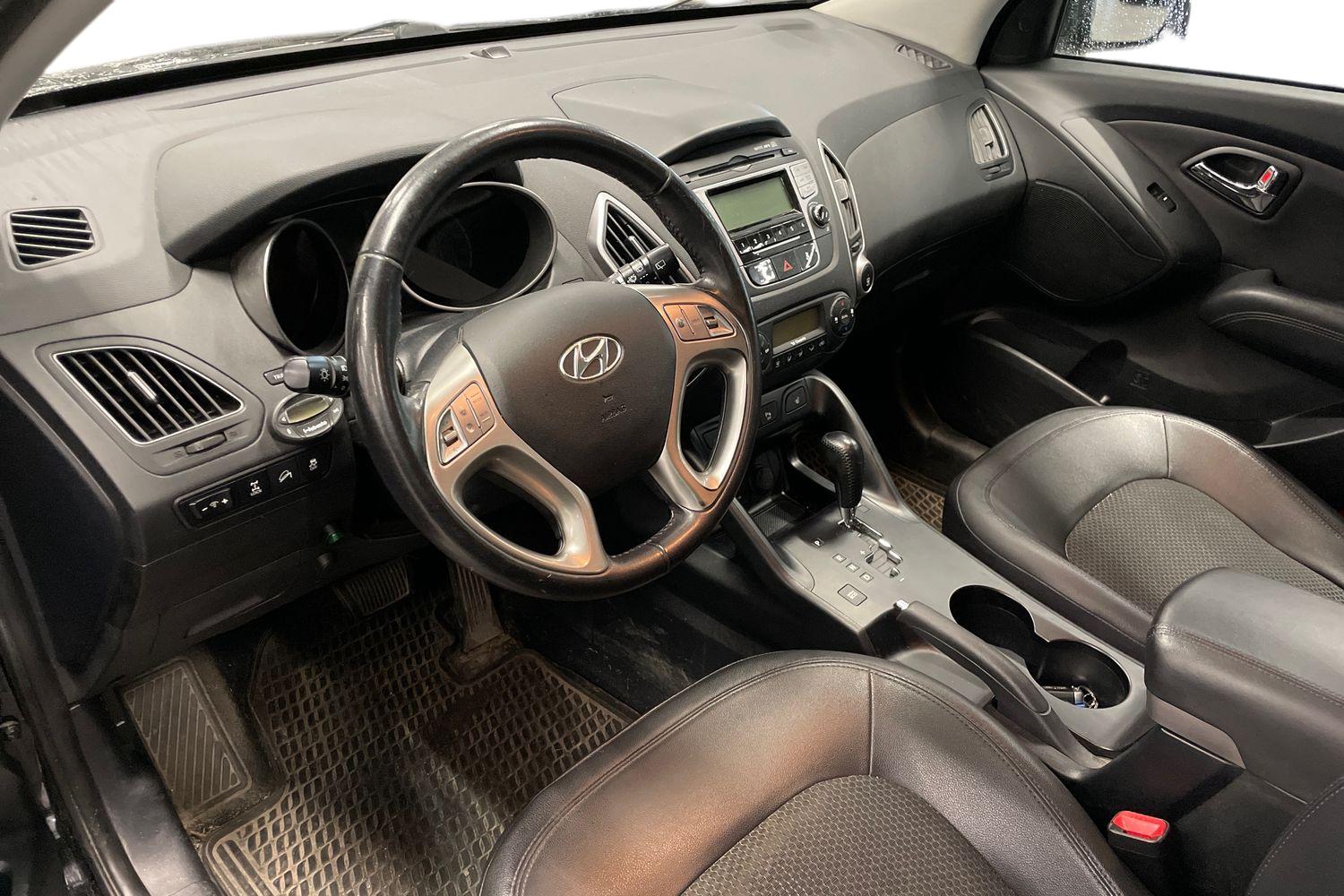 Hyundai ix35 2012, kuva 3/3
