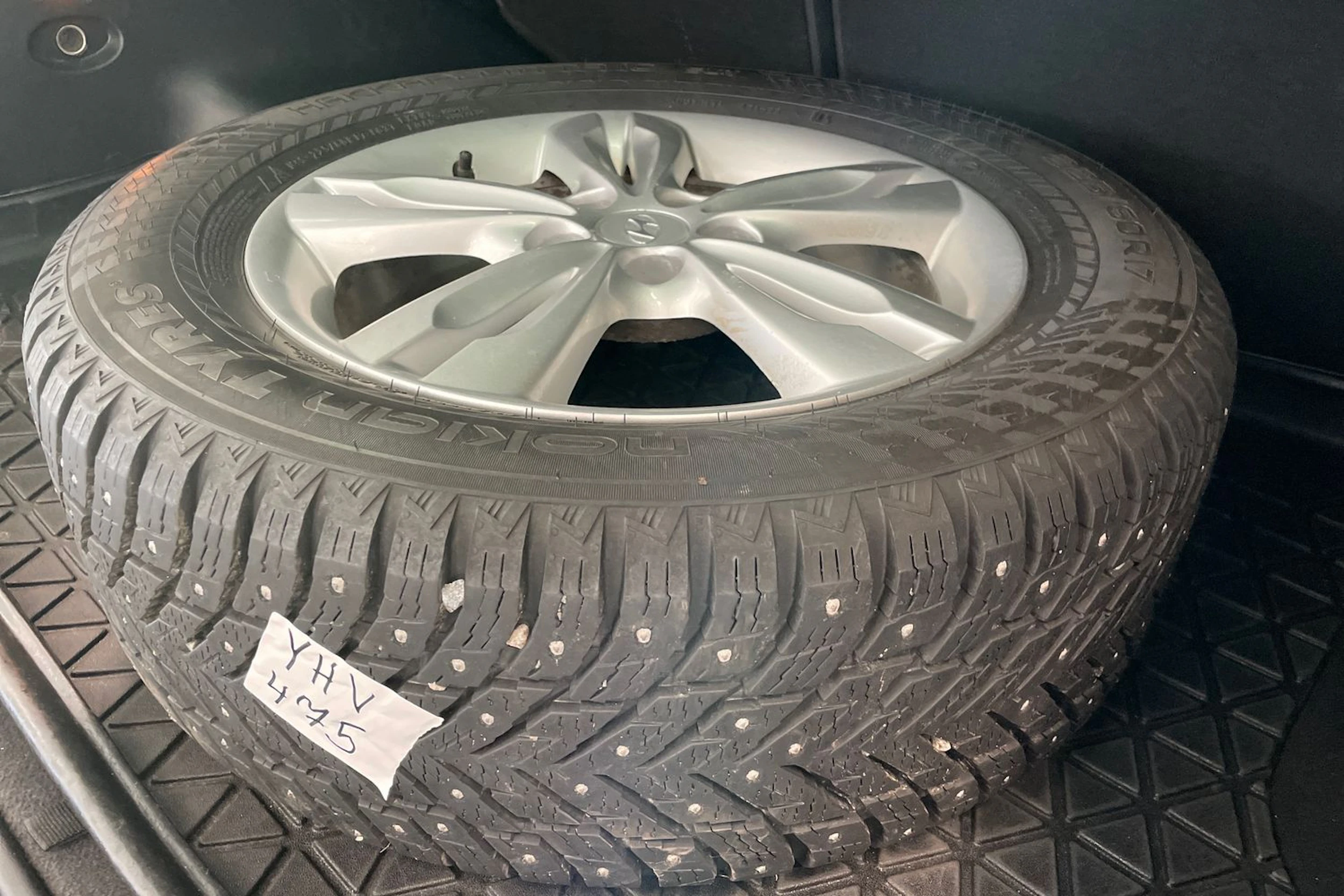 Musta Hyundai ix35 2012 kuva 15.