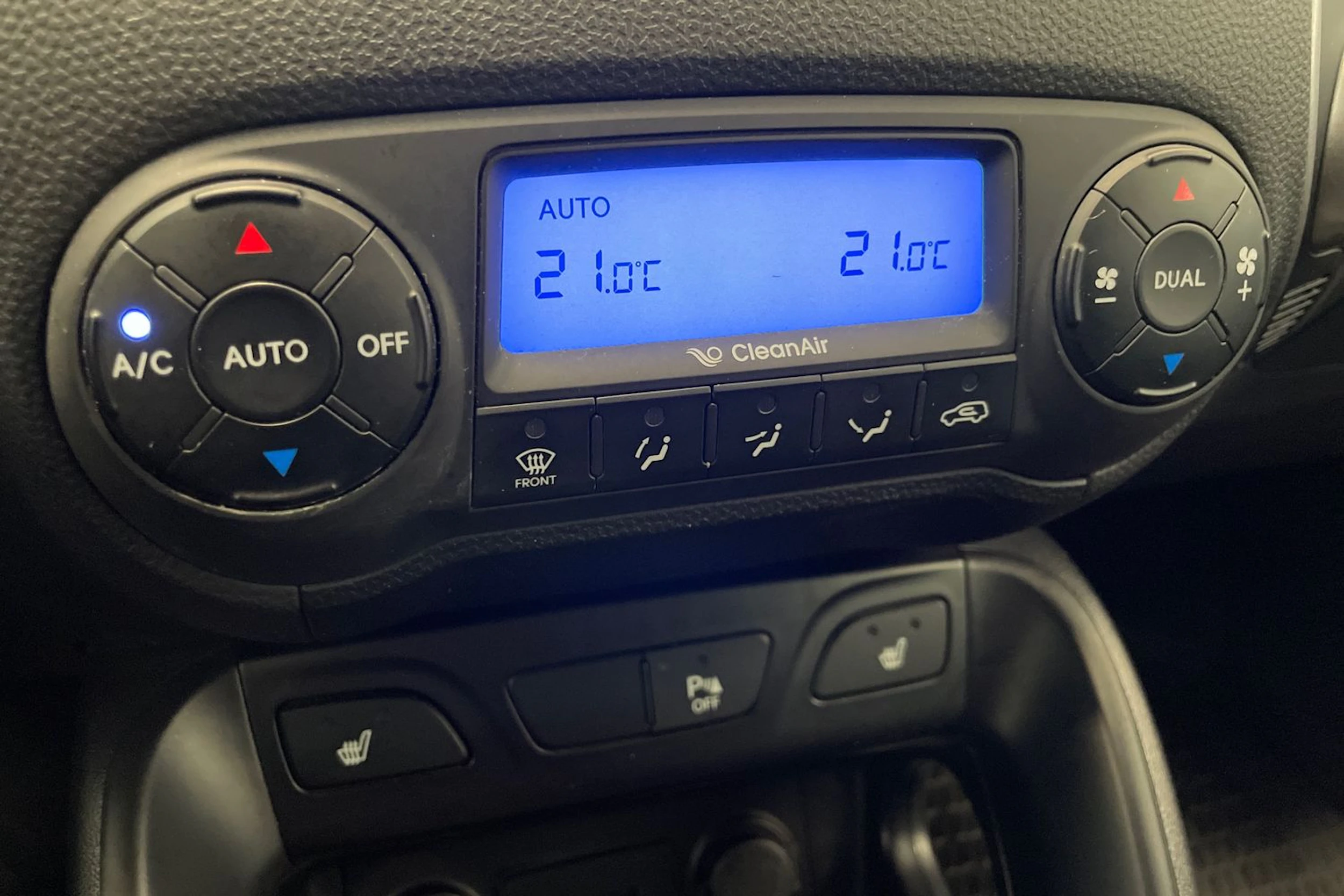 Musta Hyundai ix35 2012 kuva 20.