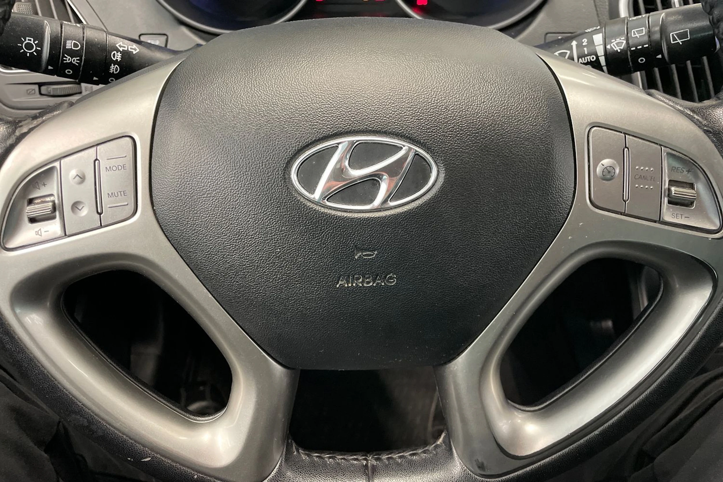 Musta Hyundai ix35 2012 kuva 23.