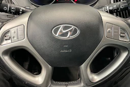 Musta Hyundai ix35 2012 kuva 23.