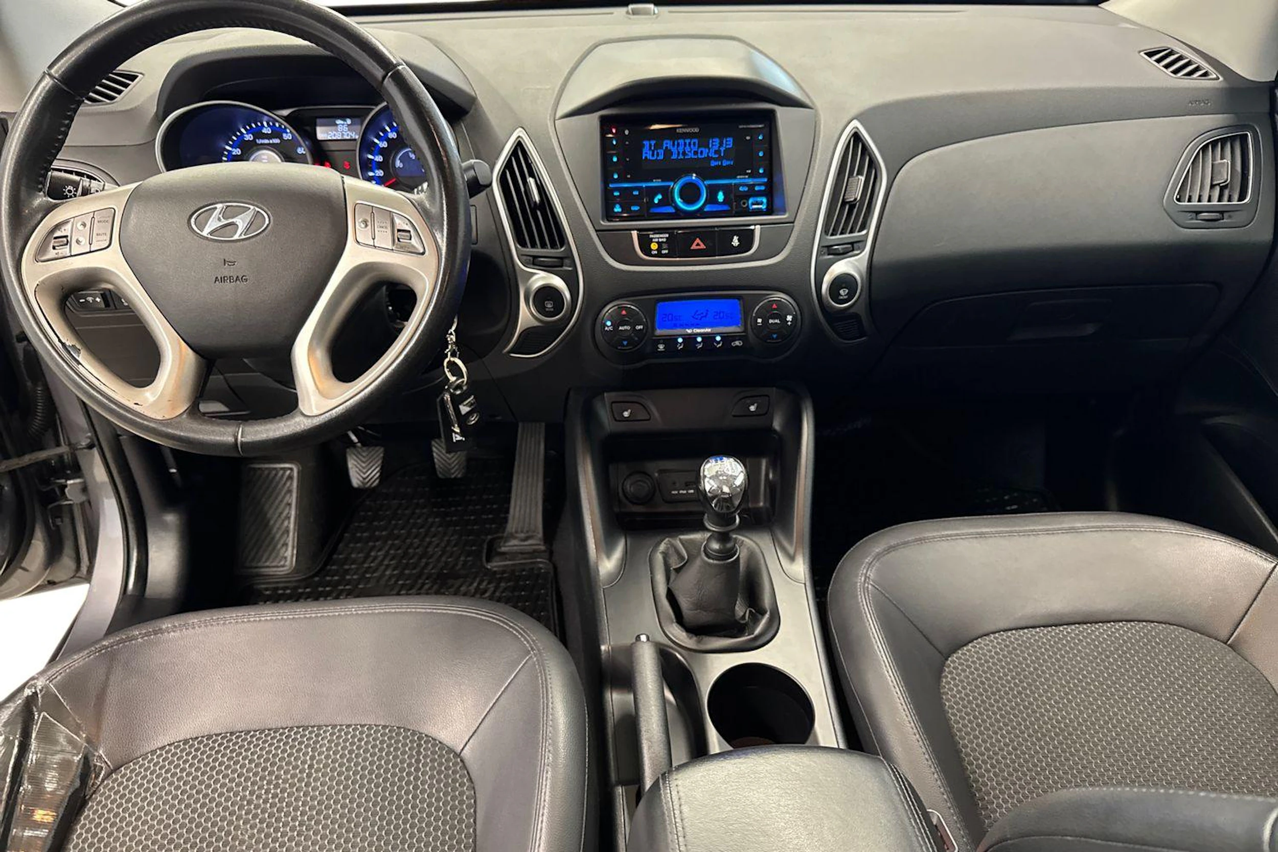 harmaa Hyundai ix35 2013 kuva 7.