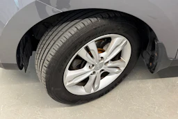 harmaa Hyundai ix35 2013 kuva 10.
